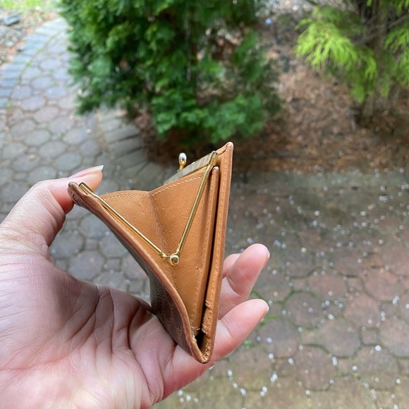 Preowned Celine Macadamia Bifold wallet - Picture 7 of 12